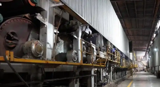 一张纸的“突围”